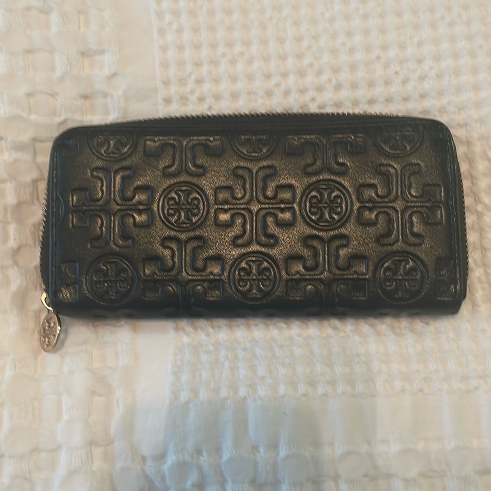 Tory Burch Leather Wallet